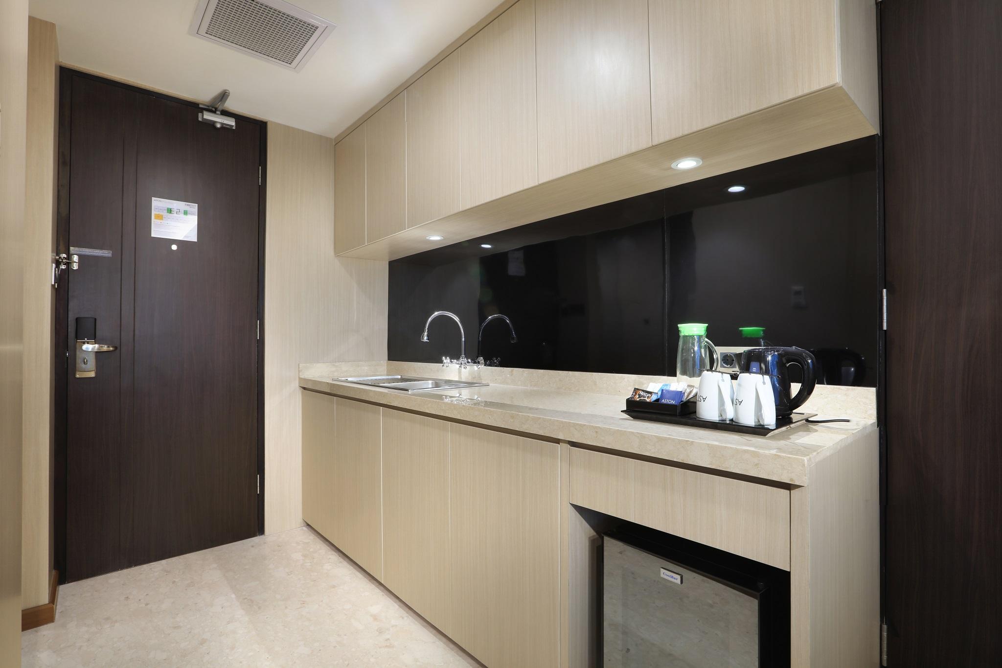 แอสตัน การ์ติกา โกรกอล โฮเต็ล แอนด์ คอนเฟอเรนซ์ เซ็นเตอร์ Hotel จาการ์ตา ภายนอก รูปภาพ