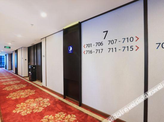 แอสตัน การ์ติกา โกรกอล โฮเต็ล แอนด์ คอนเฟอเรนซ์ เซ็นเตอร์ Hotel จาการ์ตา ภายนอก รูปภาพ